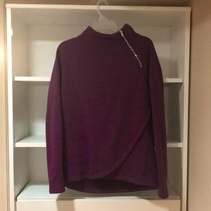 💜Soft Purple Zipper Pullover - Size Small✨